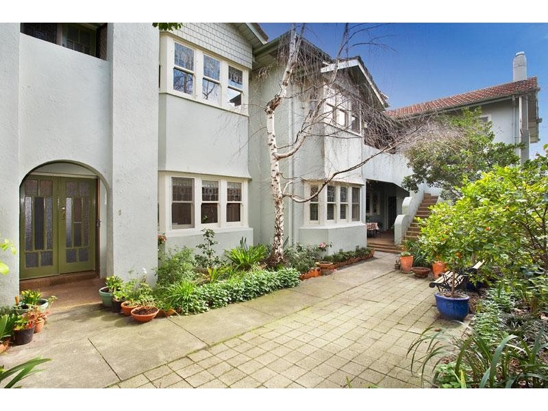 1/217 Dandenong Road, Prahran VIC 3181