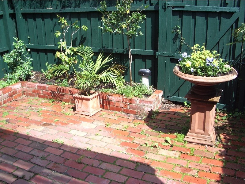 27 Chusan Street, St Kilda East VIC 3183