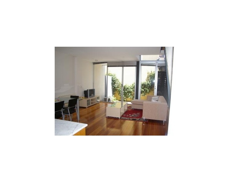 4/156 Carlisle Street, St Kilda VIC 3182