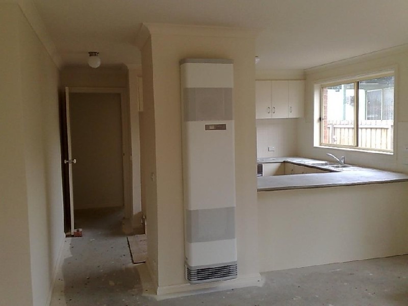 2/4 Francis Avenue, Newcomb VIC 3219