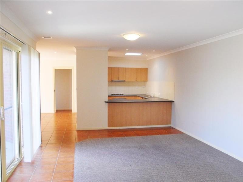 5 Watson Avenue, Belmont VIC 3216