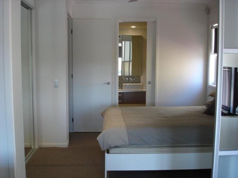 24/3030 The Boulevarde, Carrara QLD 4211