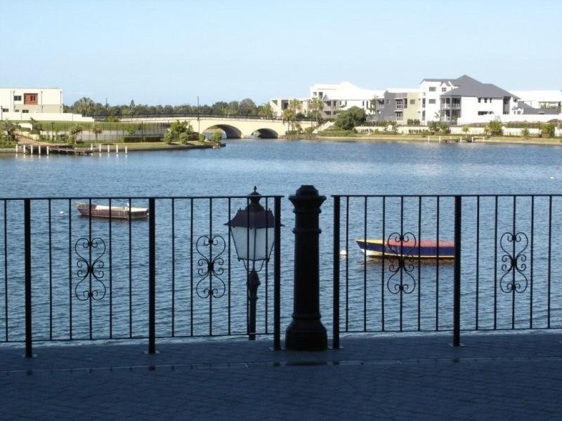 24/3030 The Boulevarde, Carrara QLD 4211
