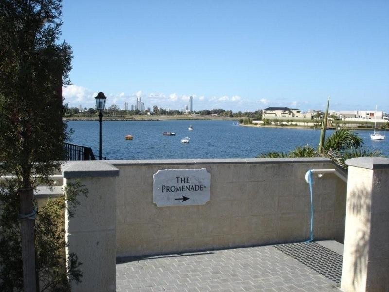 24/3030 The Boulevarde, Carrara QLD 4211