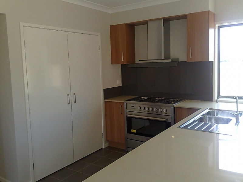 82 Grove Road, Grovedale VIC 3216