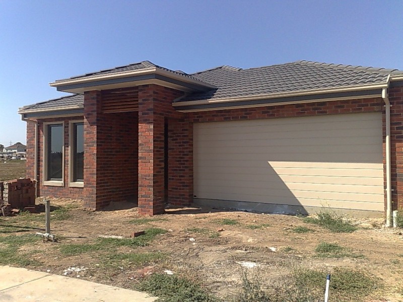 82 Grove Road, Grovedale VIC 3216