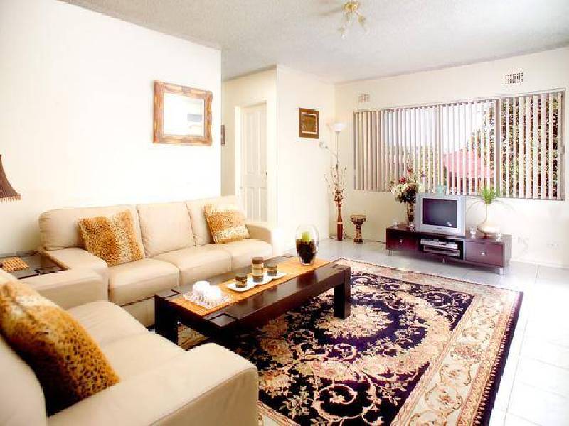 9 Mascot Drive, Eastlakes NSW 2018