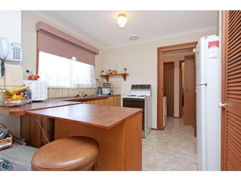 29 Kolinda Cres, Rosebud West VIC 3940