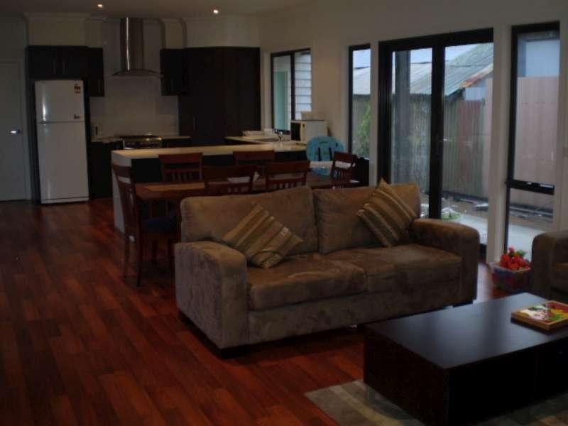 2/21 Lawson Cres, Rosebud VIC 3939