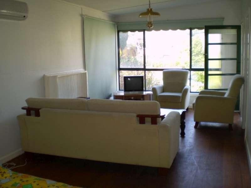 58 Fourth Ave, Rosebud VIC 3939