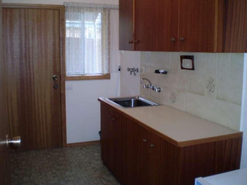 29 Dunstone St, Rosebud VIC 3939