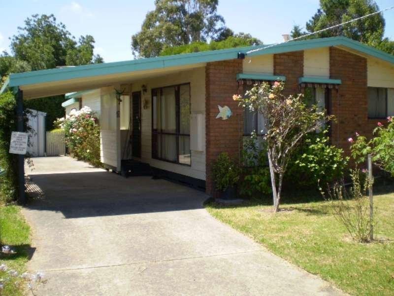 31 Iluka St, Safety Beach VIC 3936