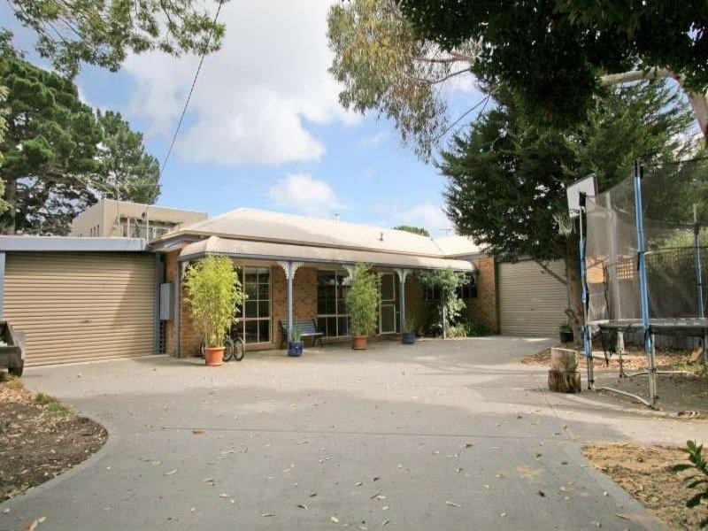 4 Fielding Rd, Rosebud West VIC 3940