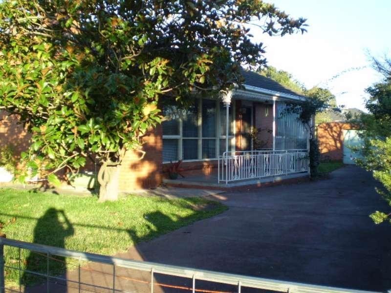 22 Lyon St, Rosebud VIC 3939