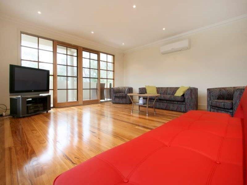 2 Blakiston Grv, Rye VIC 3941