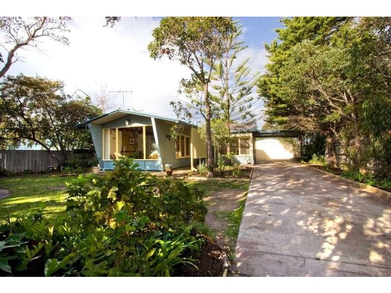 19 Grenville Grv, Rosebud West VIC 3940