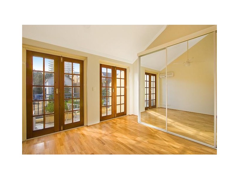 2/51 Pittwater Road, Manly NSW 2095