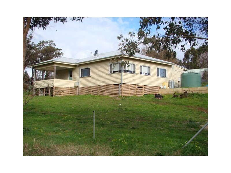 41 Flintoff Rd, Bridgetown WA 6255