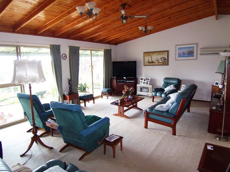 11 Dreyfus Street, Bridgetown WA 6255