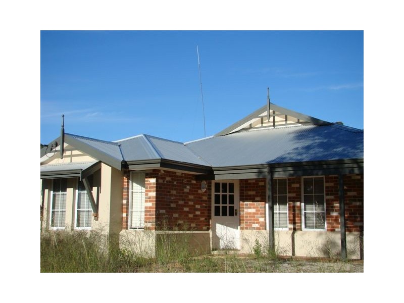 90 Blackwood Rd, Greenbushes WA 6254