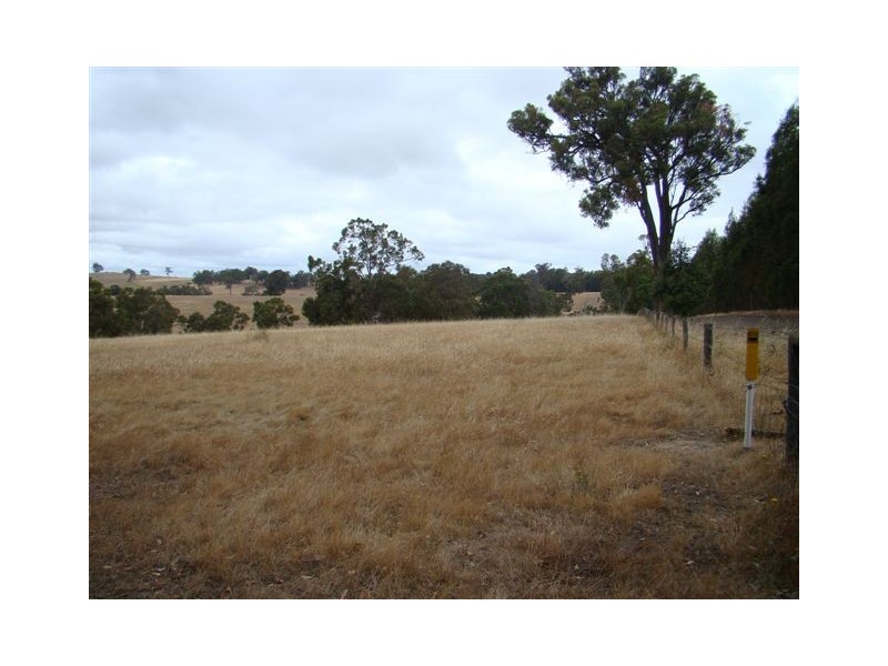 904 Winnejup Rd, Bridgetown WA 6255