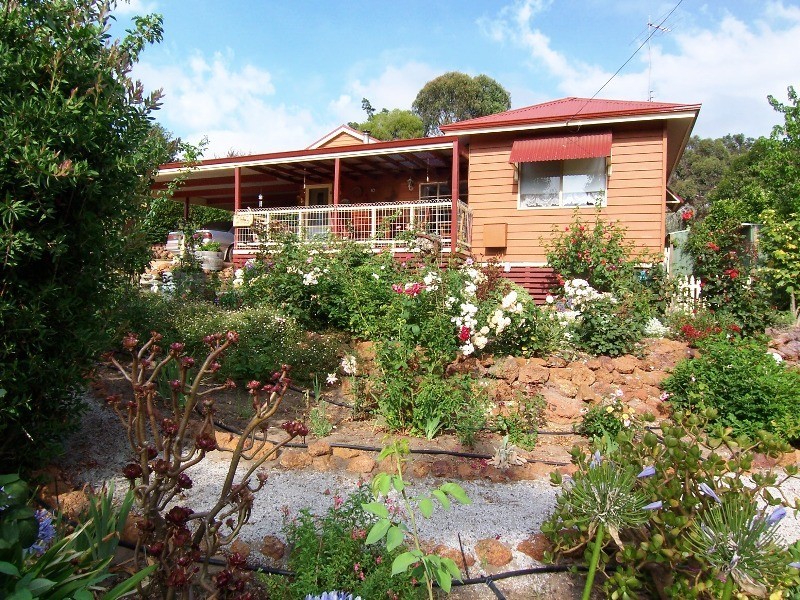 43 Inglis Street, Boyup Brook WA 6244