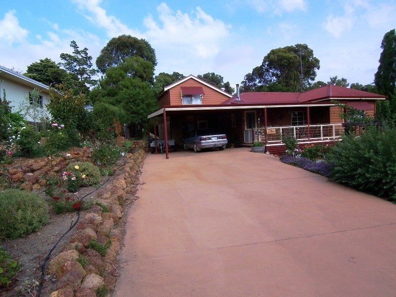 43 Inglis Street, Boyup Brook WA 6244