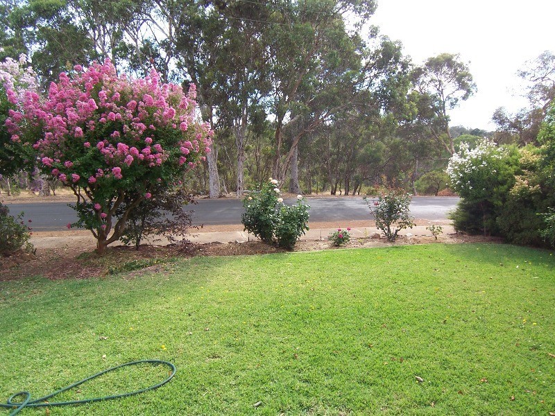 39 Railway Pde, Boyup Brook WA 6244