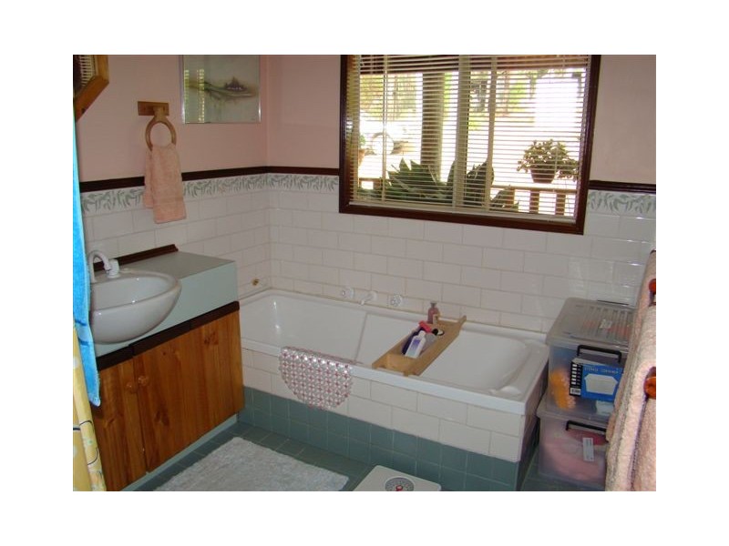 91 Greenbushes-Grimwade Rd, North Greenbushes WA 6254