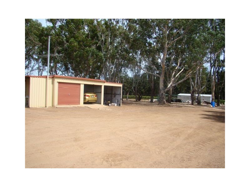 4 Gommes Lane, Yornup WA 6256