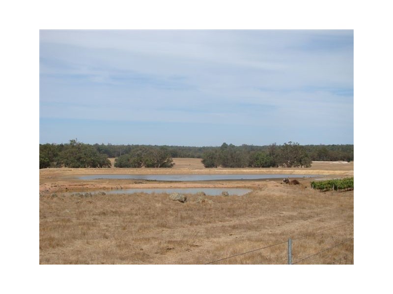 4 Gommes Lane, Yornup WA 6256