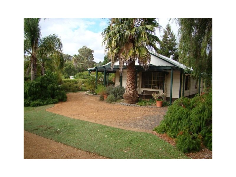 51 Blechynden St, Bridgetown WA 6255