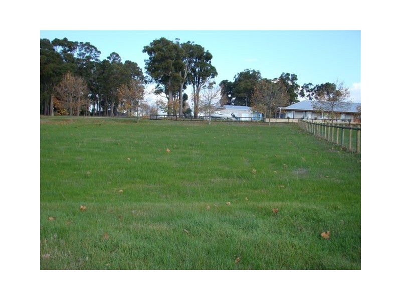 5 Stonehaven Grove, Bridgetown WA 6255