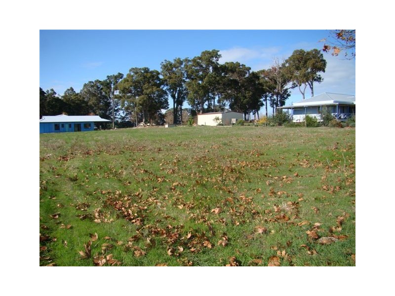 80 Balmoral Drive, Bridgetown WA 6255