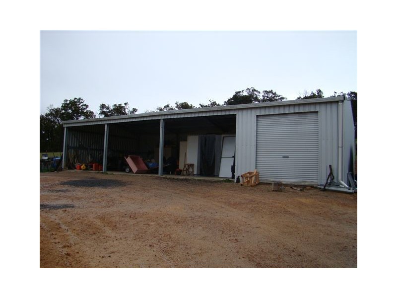 5521 Jayes Rd, Winnejup WA 6255