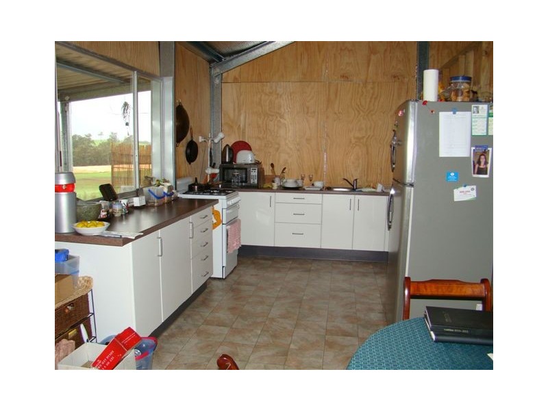 5521 Jayes Rd, Winnejup WA 6255