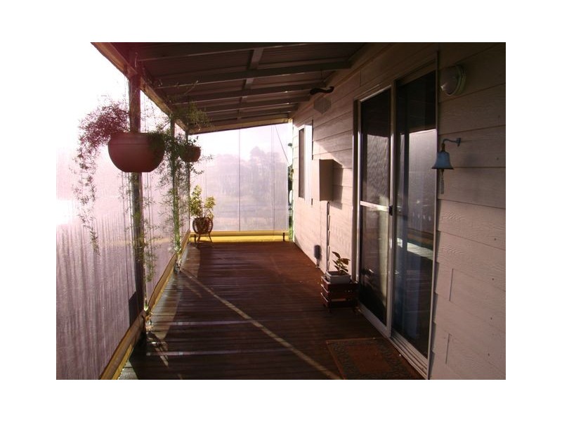 60 Blackwood Rd, Greenbushes WA 6254