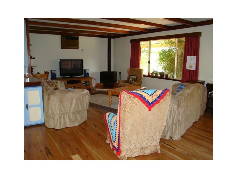 69 Railway Tce, Bridgetown WA 6255