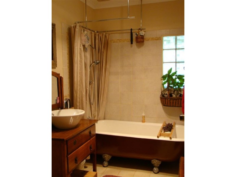 69 Railway Tce, Bridgetown WA 6255