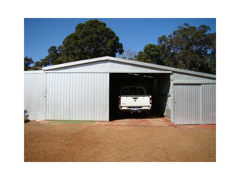 69 Railway Tce, Bridgetown WA 6255