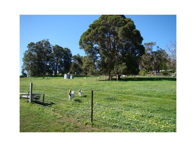 69 Railway Tce, Bridgetown WA 6255