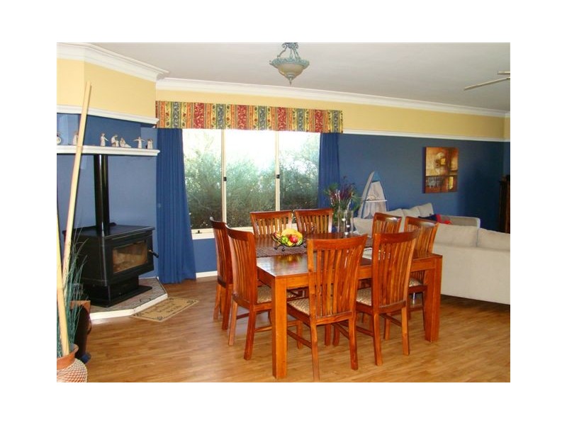 15 Manjin Drive, Balbarrup WA 6258