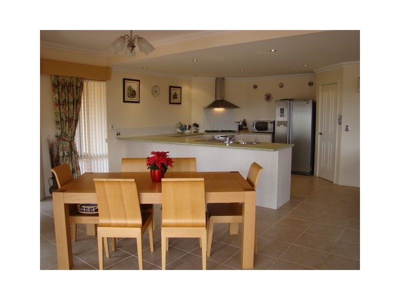 106 Robinia Way, Bridgetown WA 6255