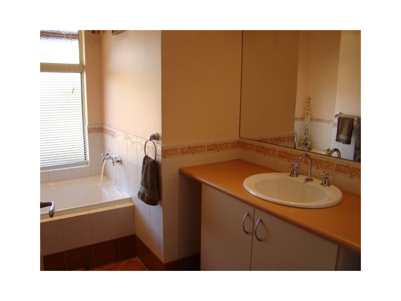 106 Robinia Way, Bridgetown WA 6255