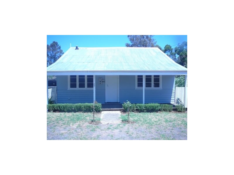 27 Throssell St, North Greenbushes WA 6254