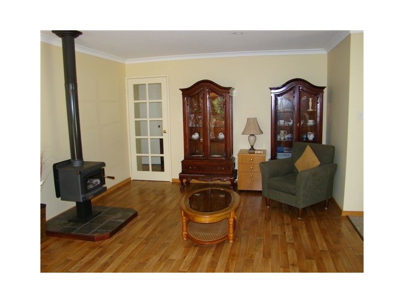 33 Roberts Street, Balingup WA 6253