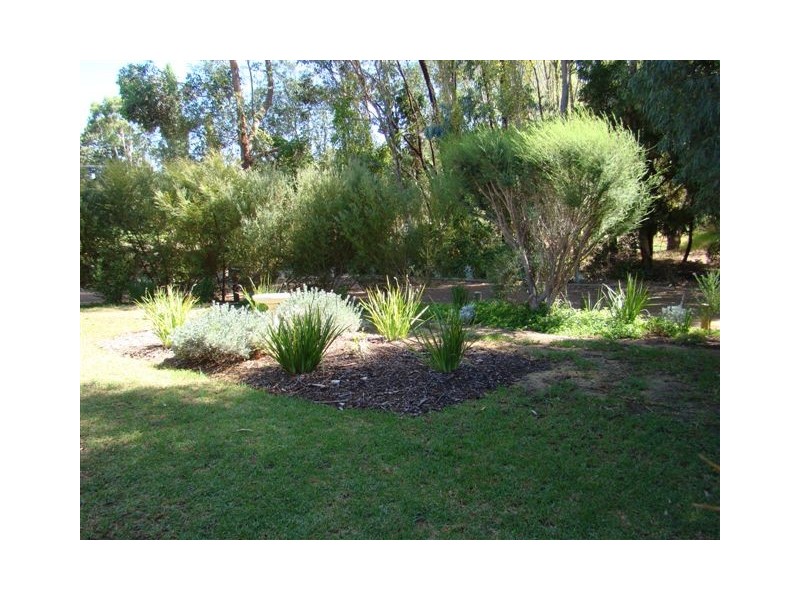 33 Roberts Street, Balingup WA 6253