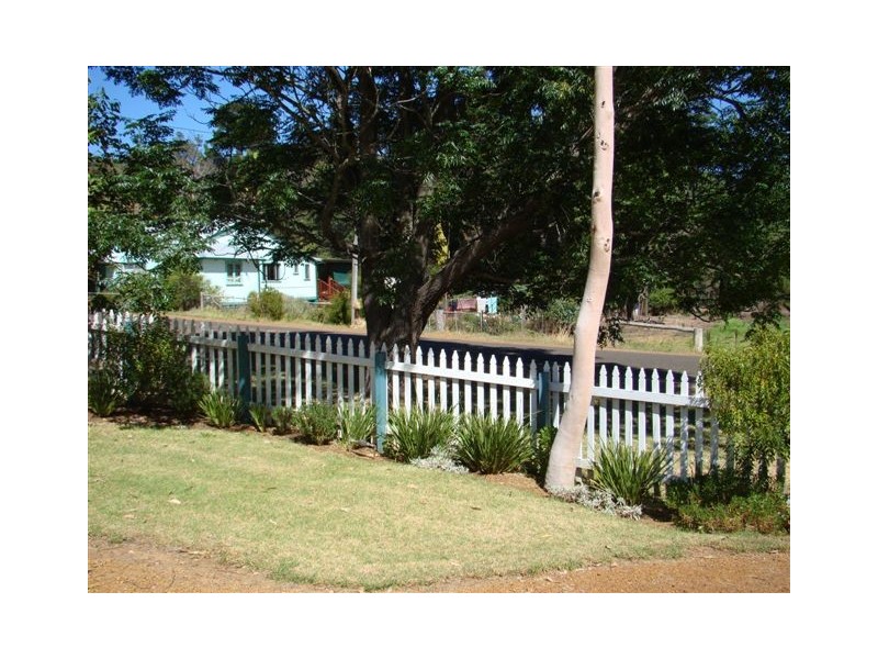 33 Roberts Street, Balingup WA 6253