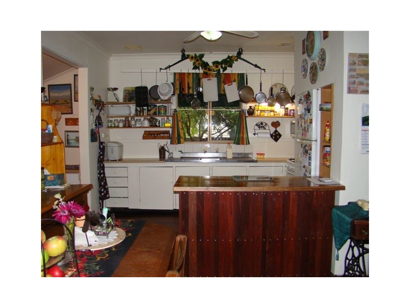 4 Throssell Street, North Greenbushes WA 6254