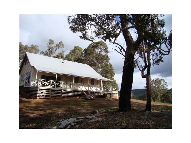 8 Walter Road, Bridgetown WA 6255